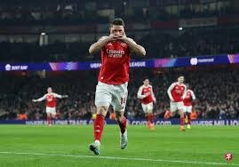 朱利安-尚帕尼追身三分手起刀落 小贾伦-杰克逊以牙还牙