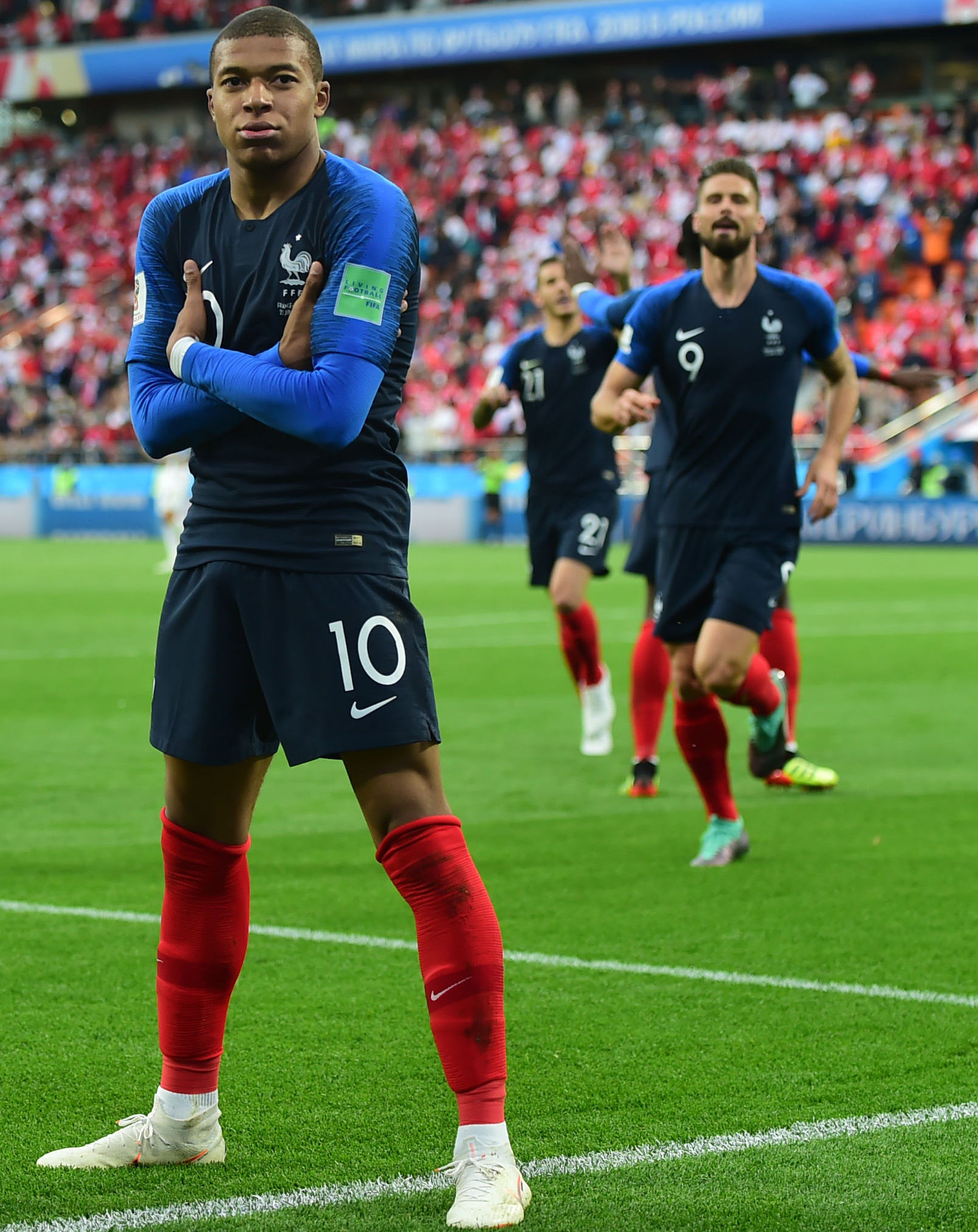 员高度依赖 员高度依赖