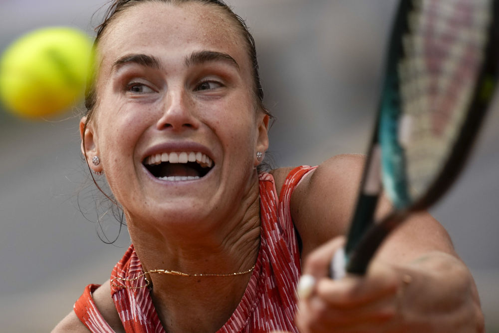 两年前的今天哈兰德欧冠上演五子登科，球员转发.